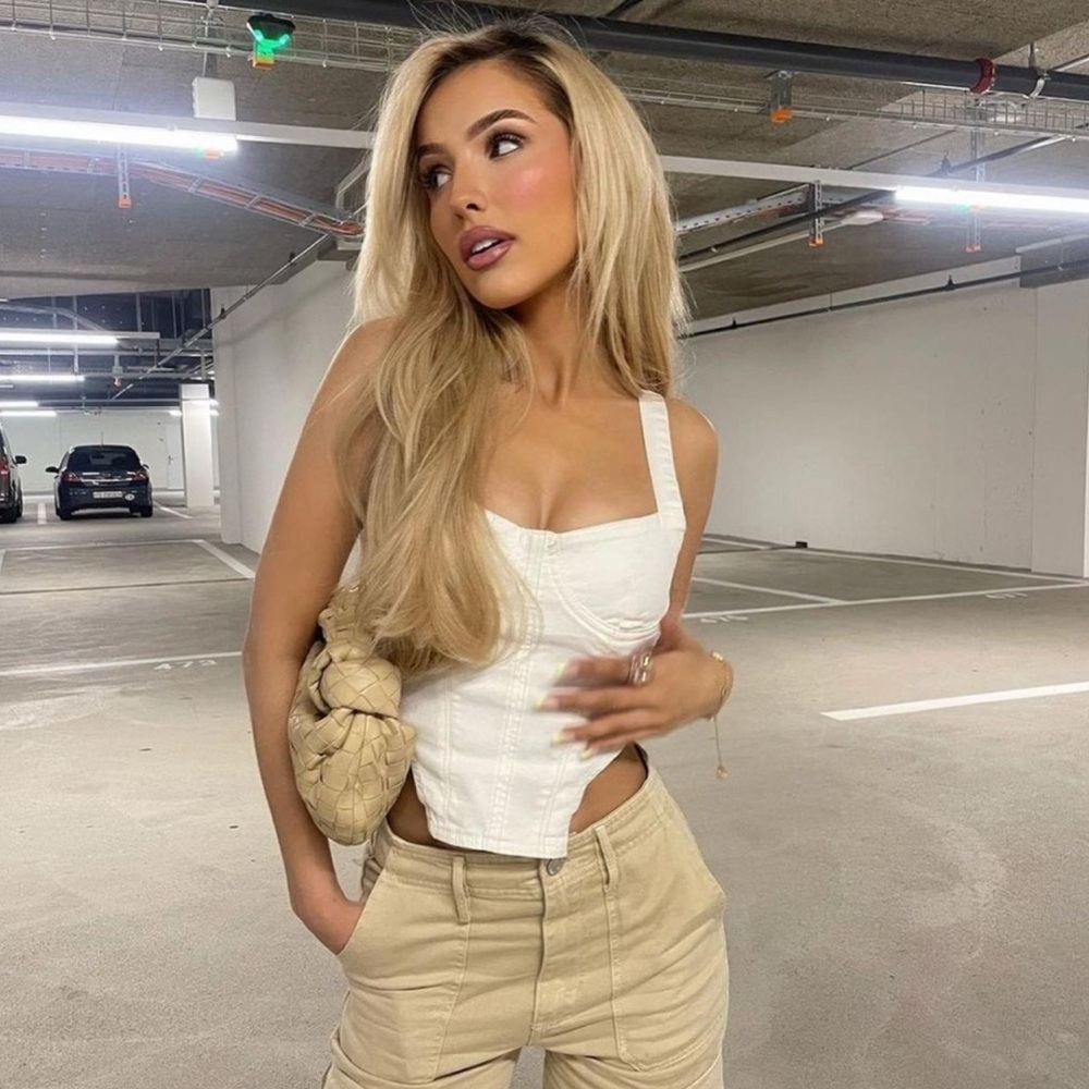 Instagram worthy Zara white denim corset top